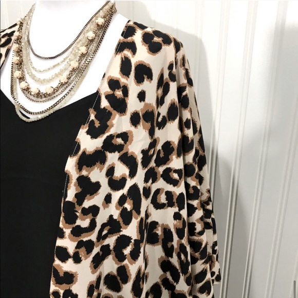 One Size Kimono Leopard Print Open Front - Picture 4 of 9
